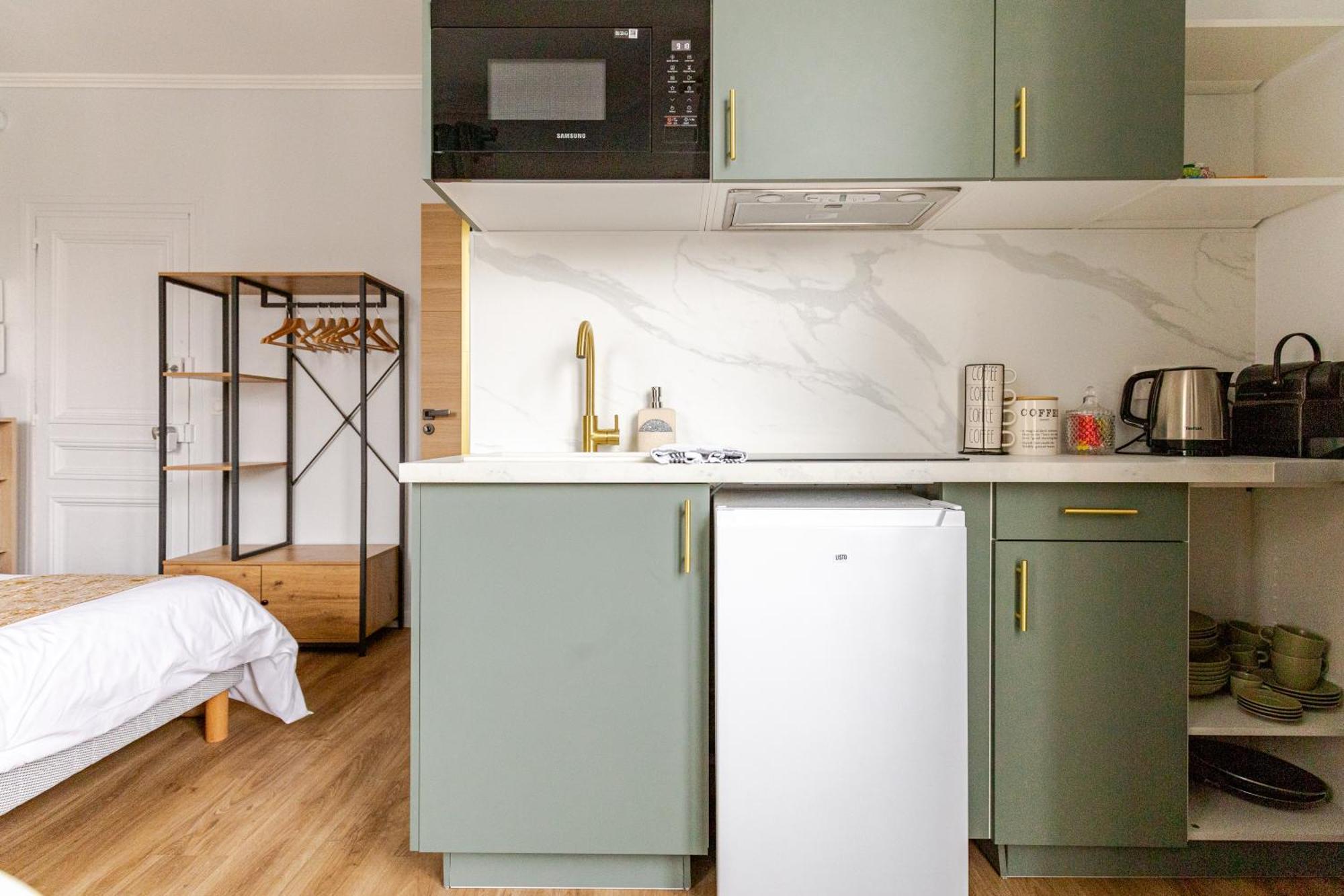 Studio De Charme Parisien Levallois-Perret Buitenkant foto