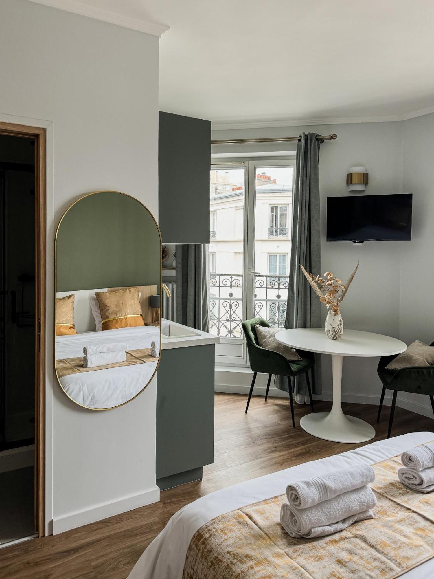 Studio De Charme Parisien Levallois-Perret Buitenkant foto