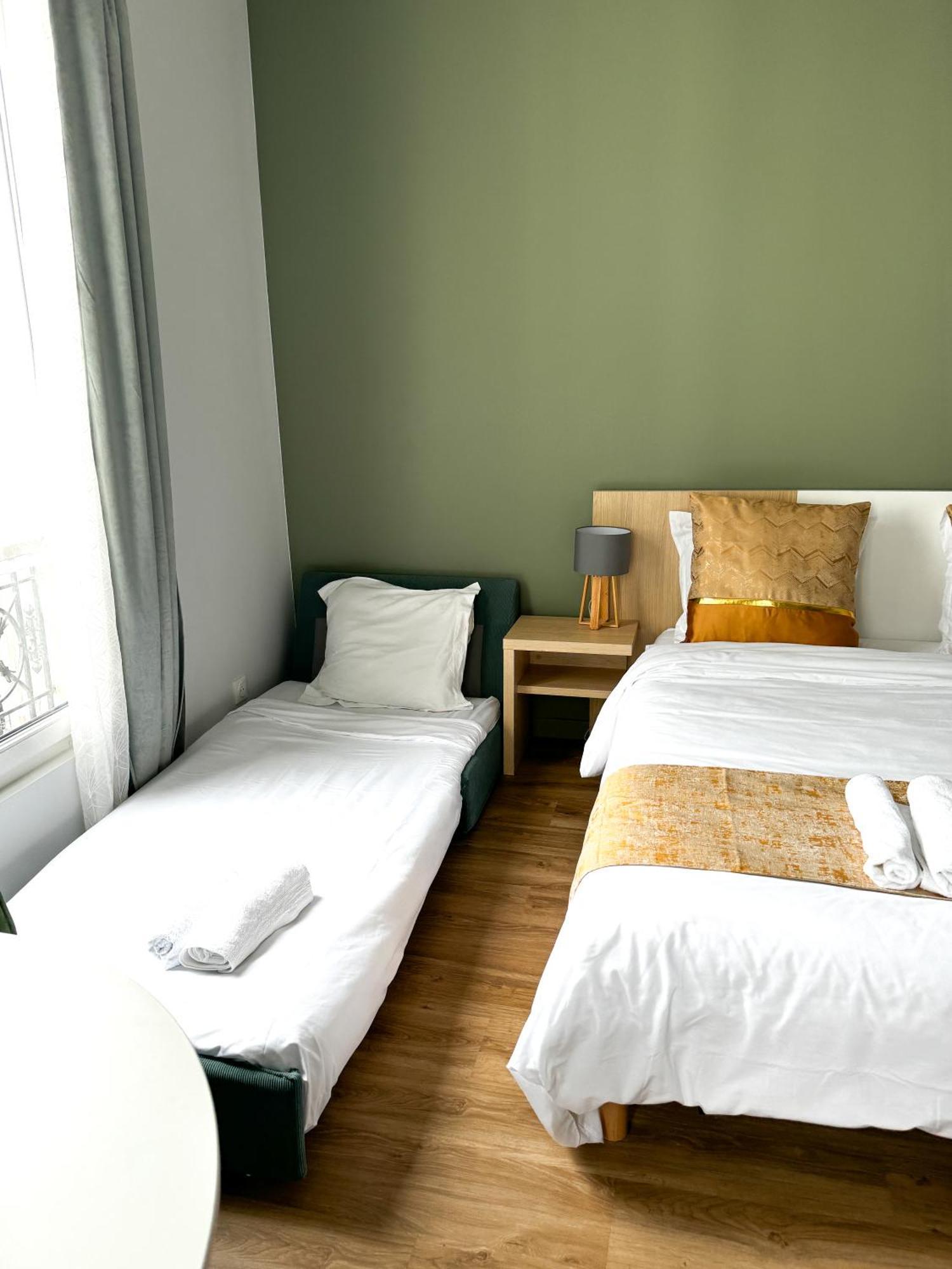 Studio De Charme Parisien Levallois-Perret Buitenkant foto